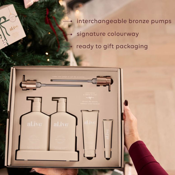 The Icon Gift Set in Sea Cotton & Coconut