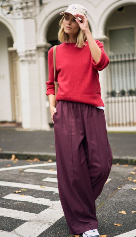 Ladies Izzie Pinstitch Pant in Burgundy