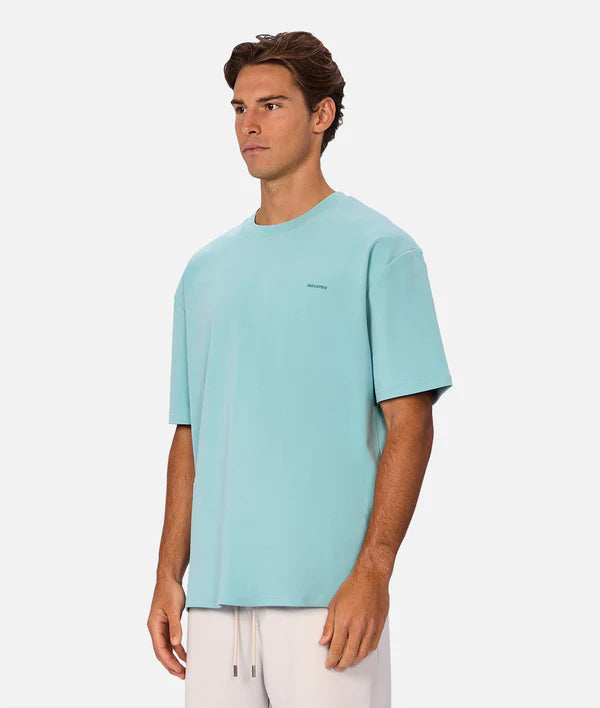 The Men's Newport Tee in Baltic