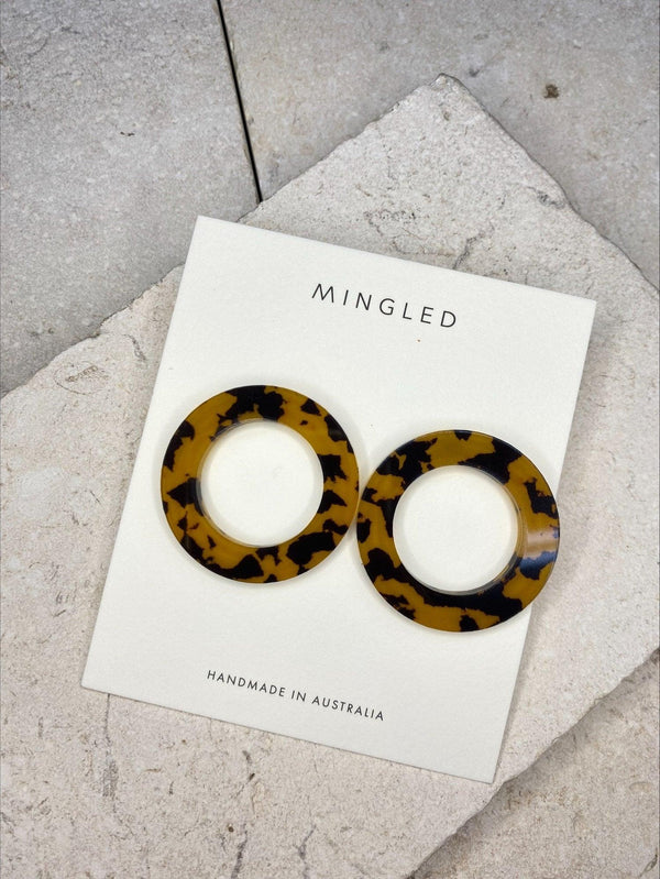 Olivia Honey Tortise Shell Hoop Earrings - Folk Road