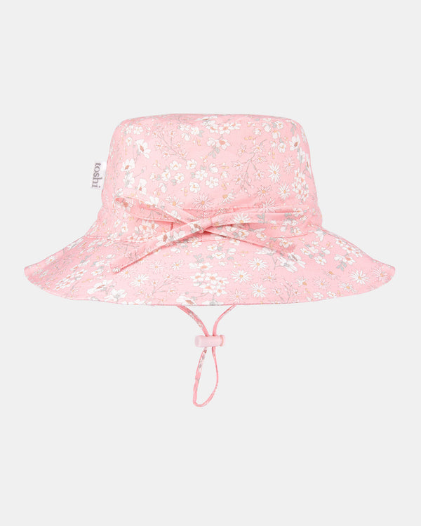 Toshi - Eva Sunhat in Blossom