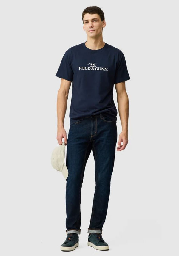 The Logo Sports Fit Tee 2.0 in Midnight