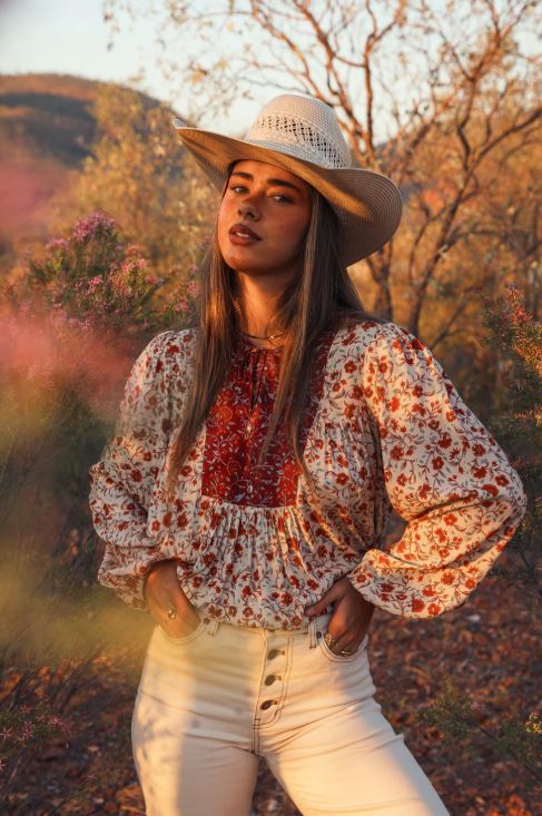 Ringers Western Ladies Twyla Fashion Top in Off White
