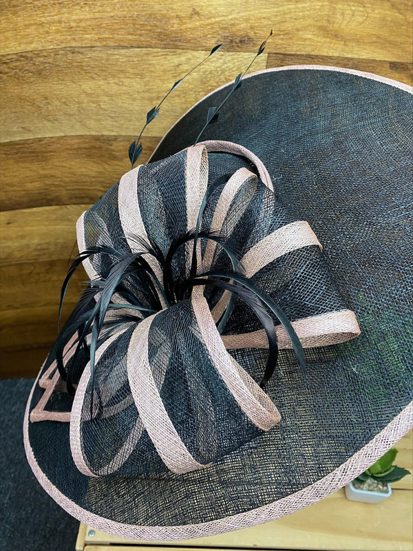 Crochetta - Hat Sinamay Disc With Contrast Trim Blush Fascinator