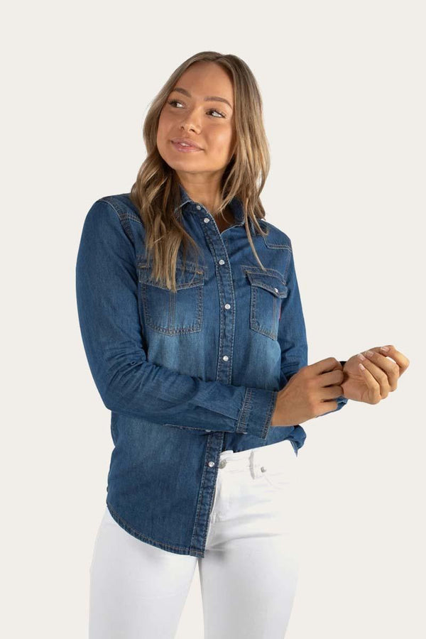 Perfect for your weekend wardrobe or those unexpected mid-week dinner dates, the Virginia chambray shirt features a snap button front, chest pockets and tabs on the sleeves so you can roll the cuffs up. Available at Harley and Rose