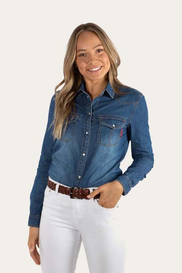 Perfect for your weekend wardrobe or those unexpected mid-week dinner dates, the Virginia chambray shirt features a snap button front, chest pockets and tabs on the sleeves so you can roll the cuffs up. Available at Harley and Rose