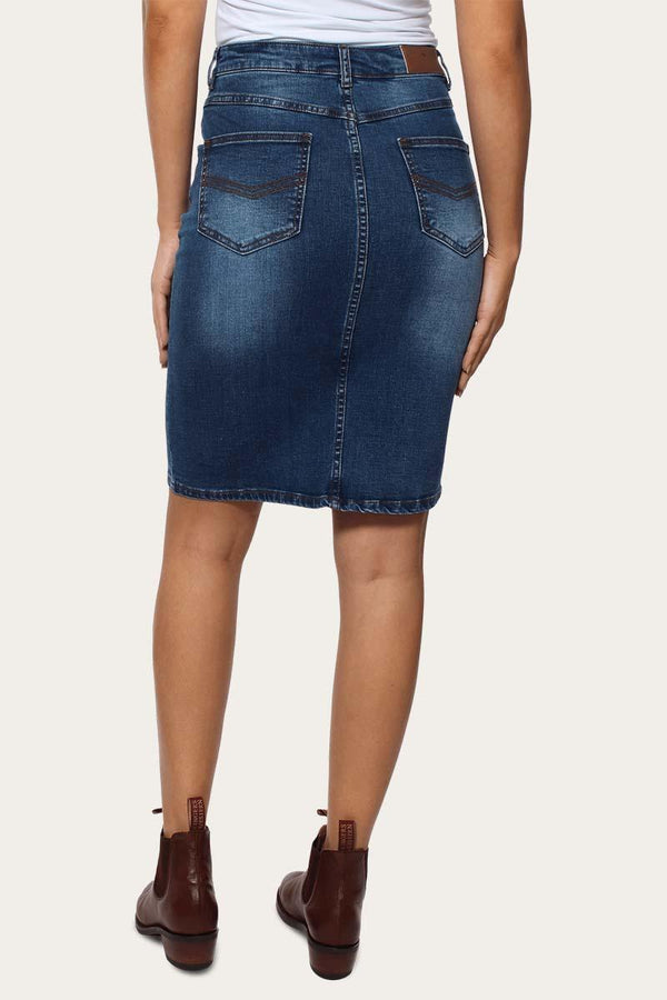 The Sarah High Rise Mid Skirt will become your instant favourite for your relaxed summer days. With a flattering high-rise waist, zip and fly fastening, and front split for easy movement. Available at Harley and Rose