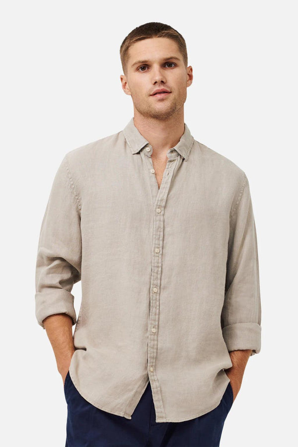 The Trinidad Linen L/S Shirt available in a range of colours is your new relaxed fit linen shirt. Pair with some chinos or shorts for a natural look. Constructed with a twill weave this shirt has a premium texture and is incredibly soft, resulting in lightweight luxury, perfect for summer. Available at Harley and Rose